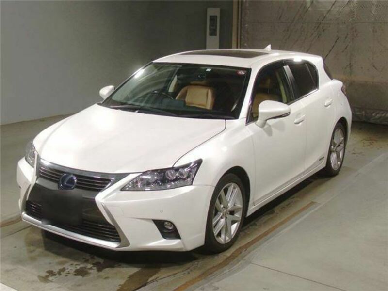 LEXUS　CT