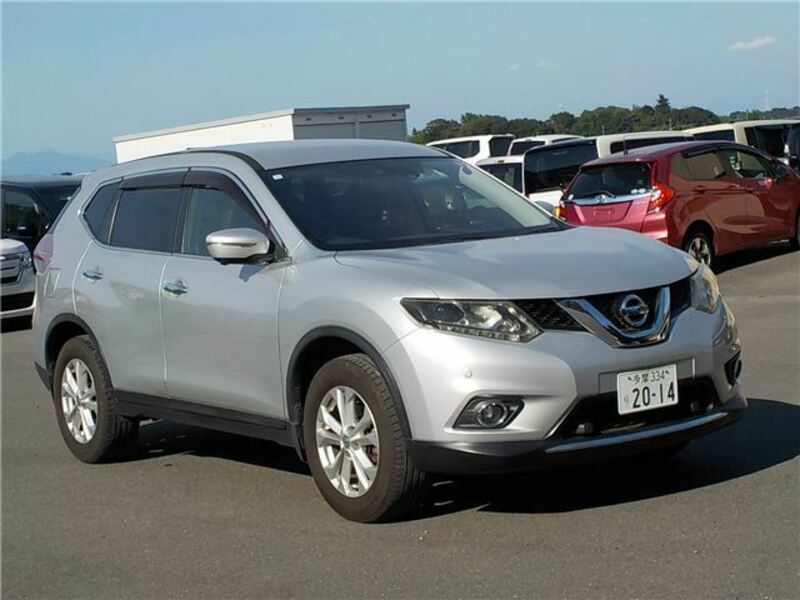 X-TRAIL