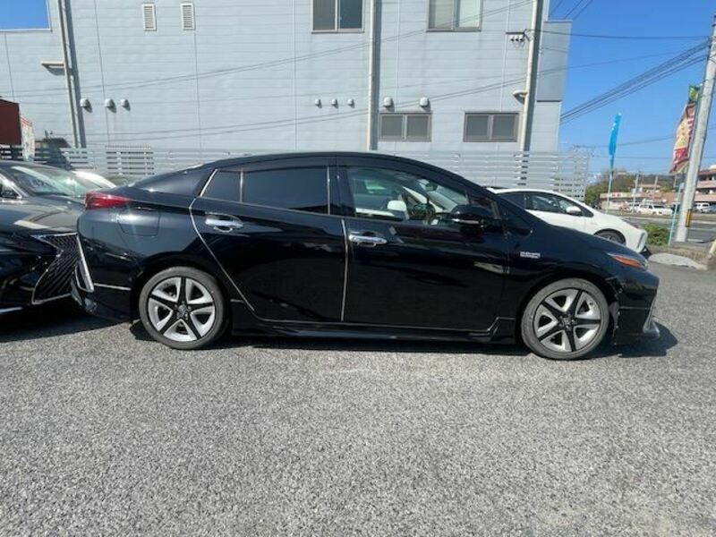 PRIUS PHV-38