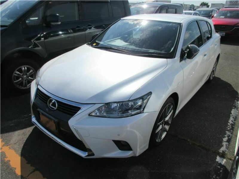 LEXUS　CT