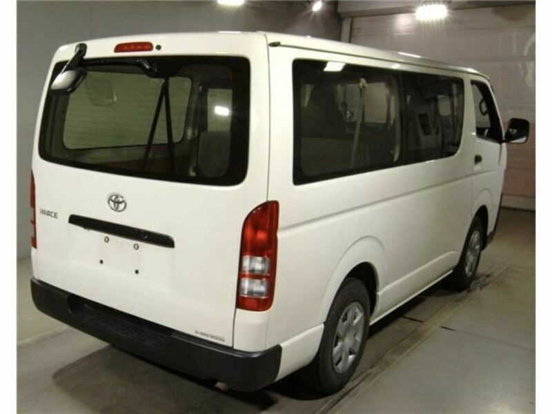 HIACE VAN-1