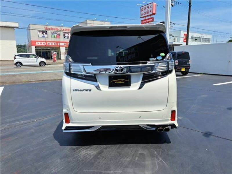 VELLFIRE-5