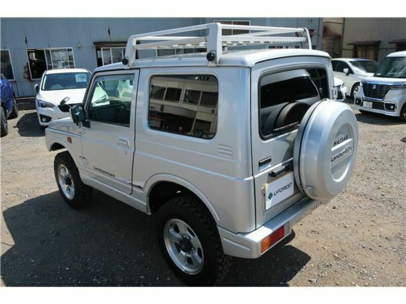 JIMNY-17