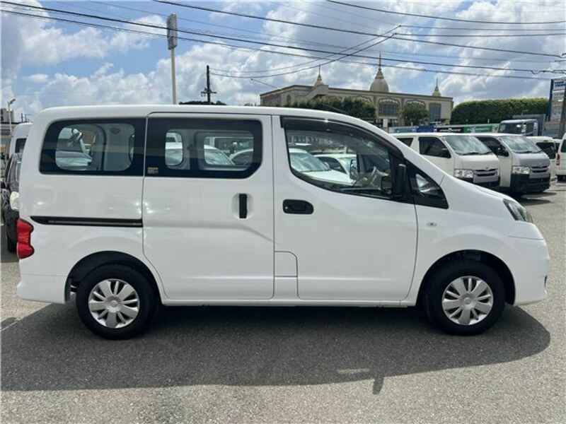 NV200 VANETTE-3