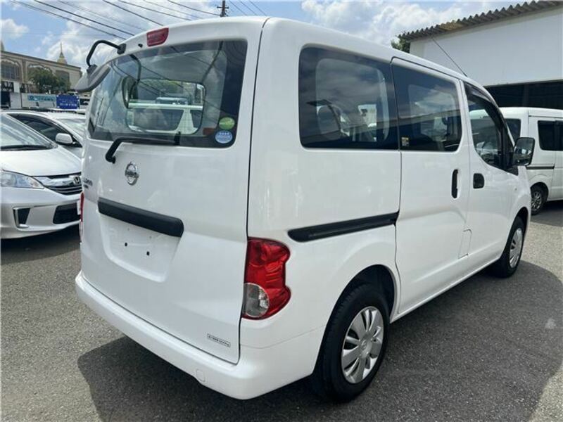 NV200 VANETTE-4