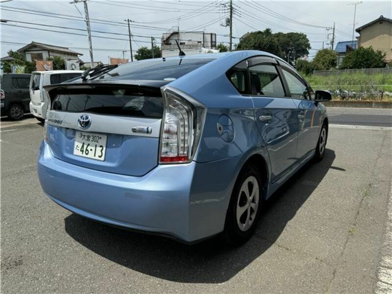 PRIUS PHV-8