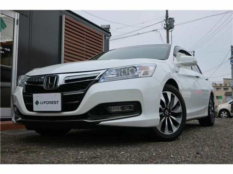 HONDA　ACCORD HYBRID