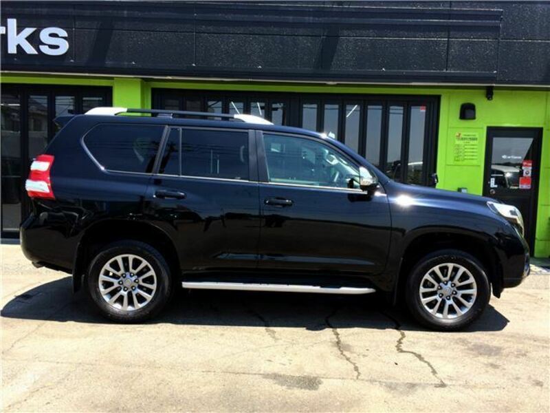 LAND CRUISER PRADO-15