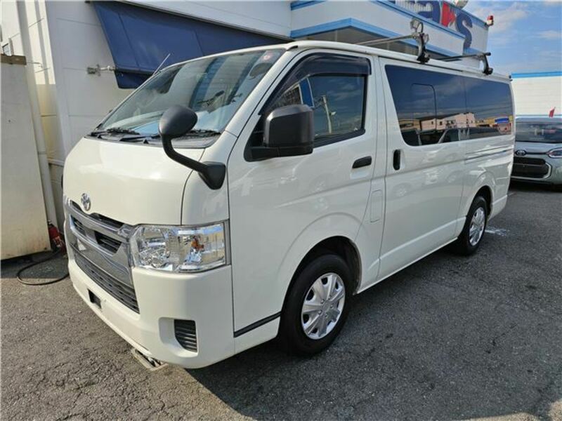 HIACE VAN-1