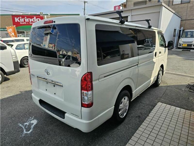 HIACE VAN-3