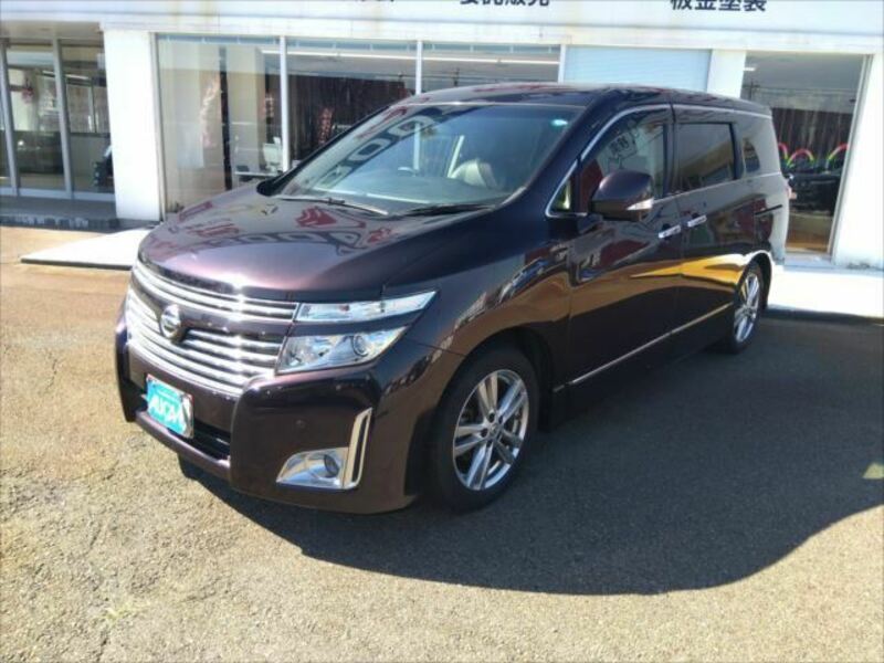 NISSAN　ELGRAND