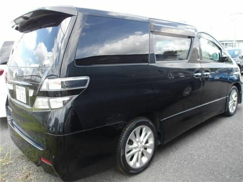 VELLFIRE-1