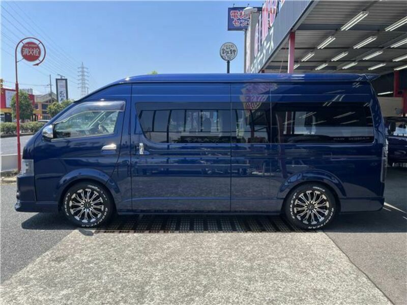 HIACE-8