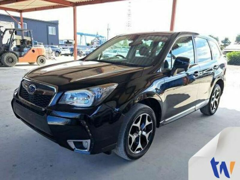 SUBARU　FORESTER