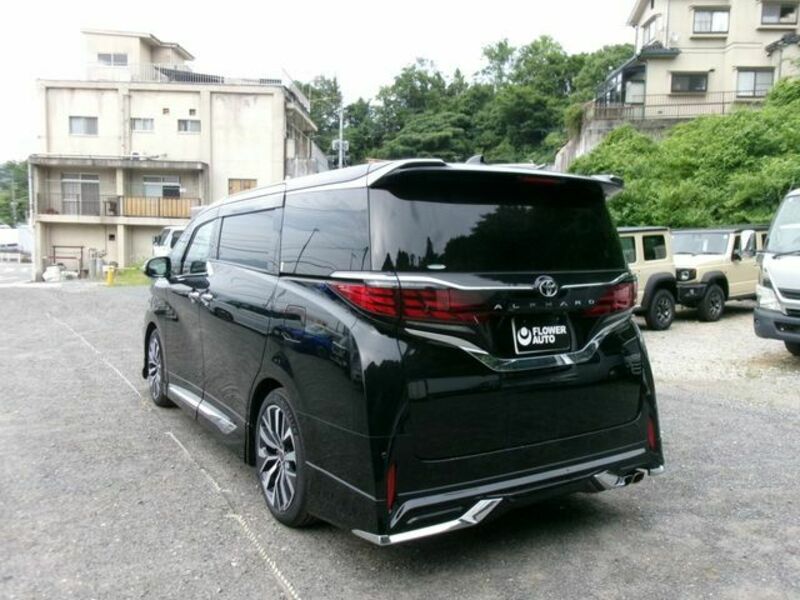 ALPHARD-4