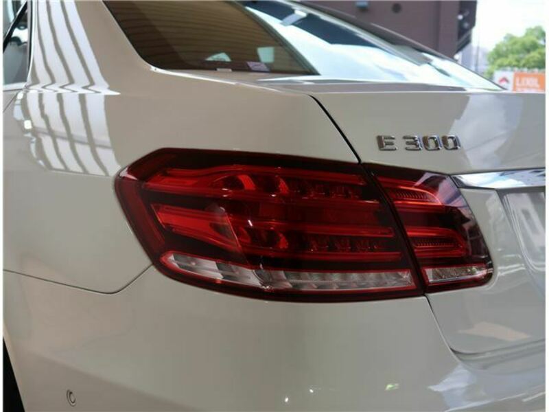 E-CLASS-44