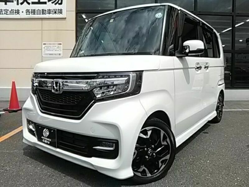 HONDA　N BOX CUSTOM