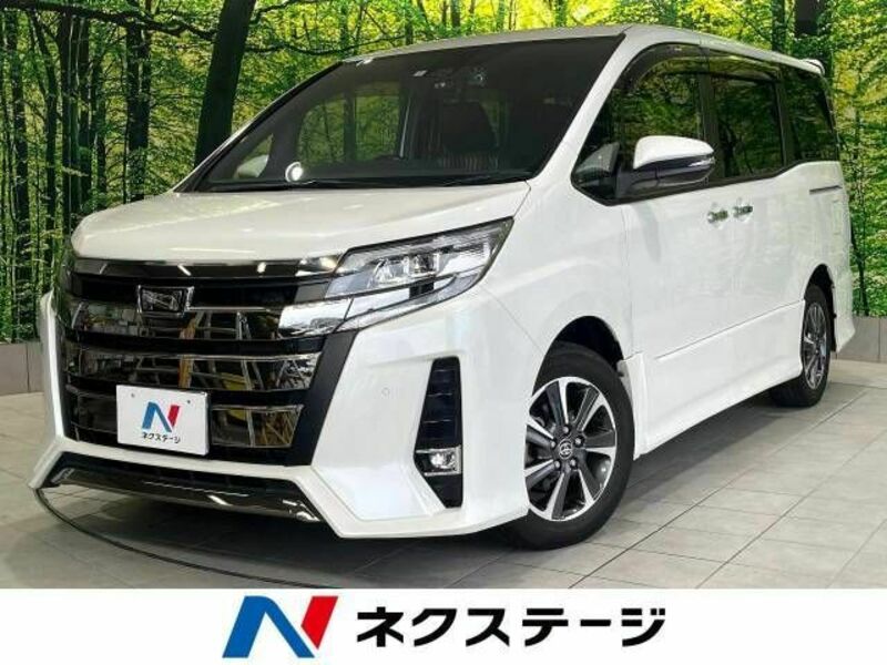 TOYOTA　NOAH