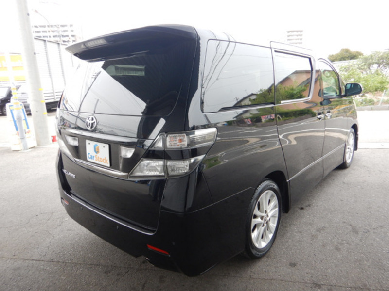 VELLFIRE-7