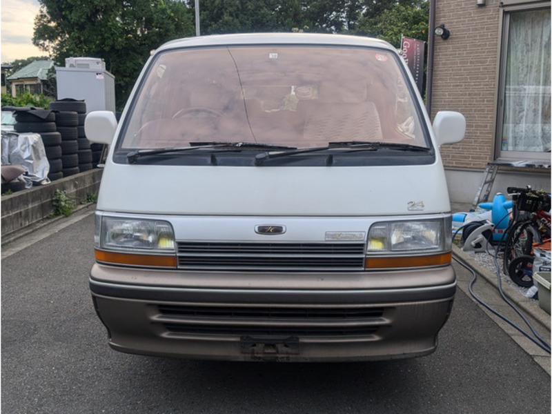 HIACE-4