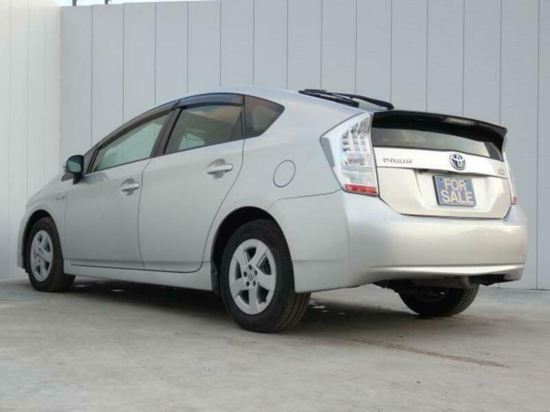 PRIUS-2