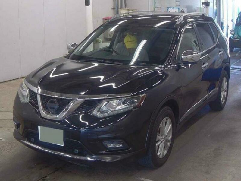 NISSAN　X-TRAIL