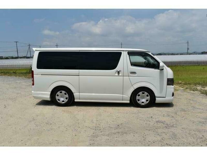 HIACE VAN-3