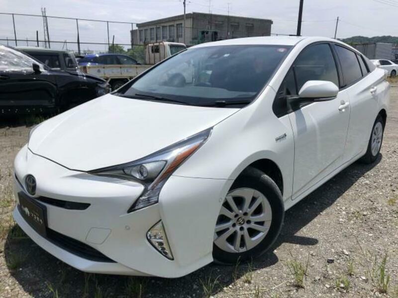 PRIUS-12