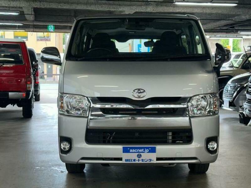 HIACE VAN-1