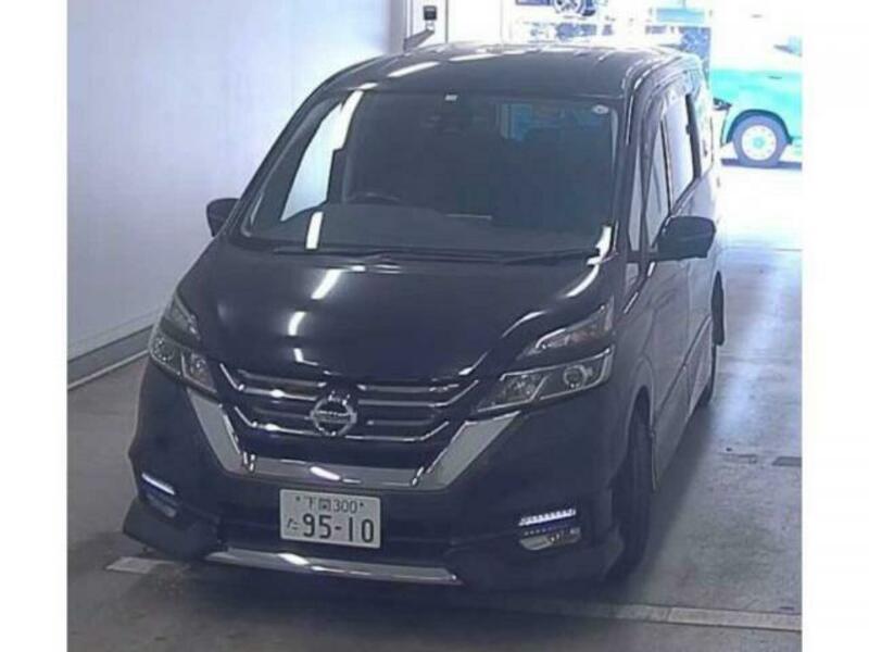 NISSAN　SERENA