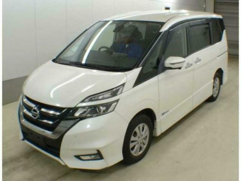 NISSAN　SERENA