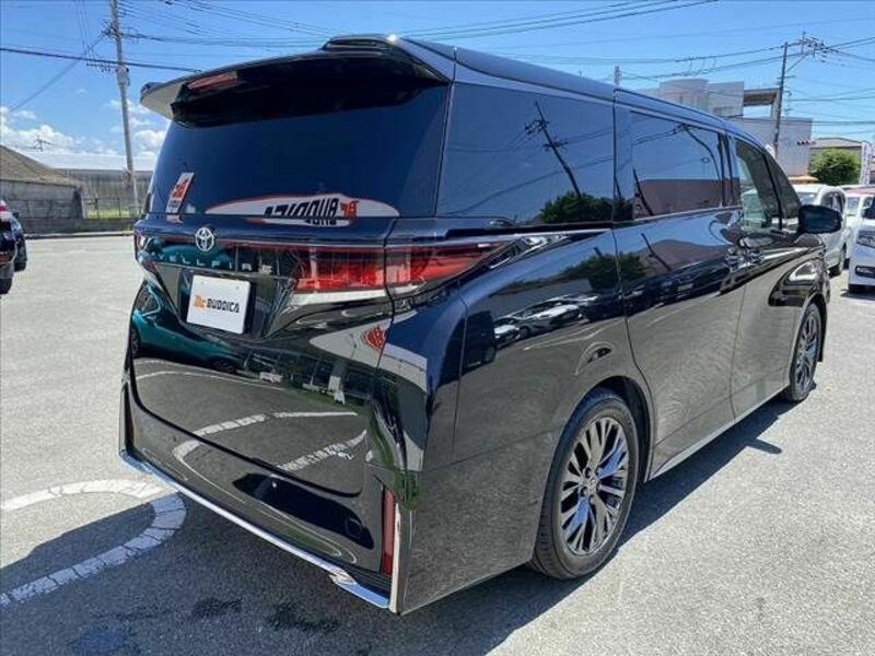 VELLFIRE-12