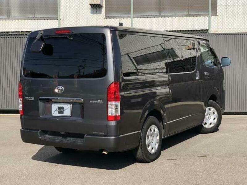 HIACE VAN-3