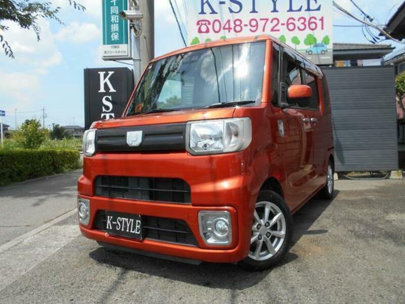 DAIHATSU　WAKE