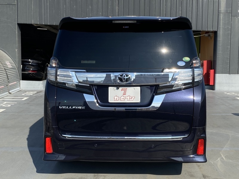 VELLFIRE-3