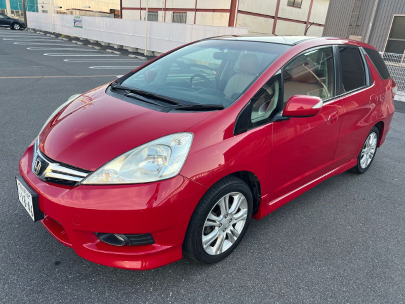 HONDA　FIT SHUTTLE