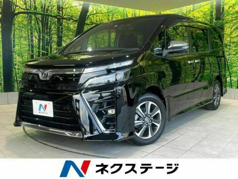 TOYOTA　VOXY