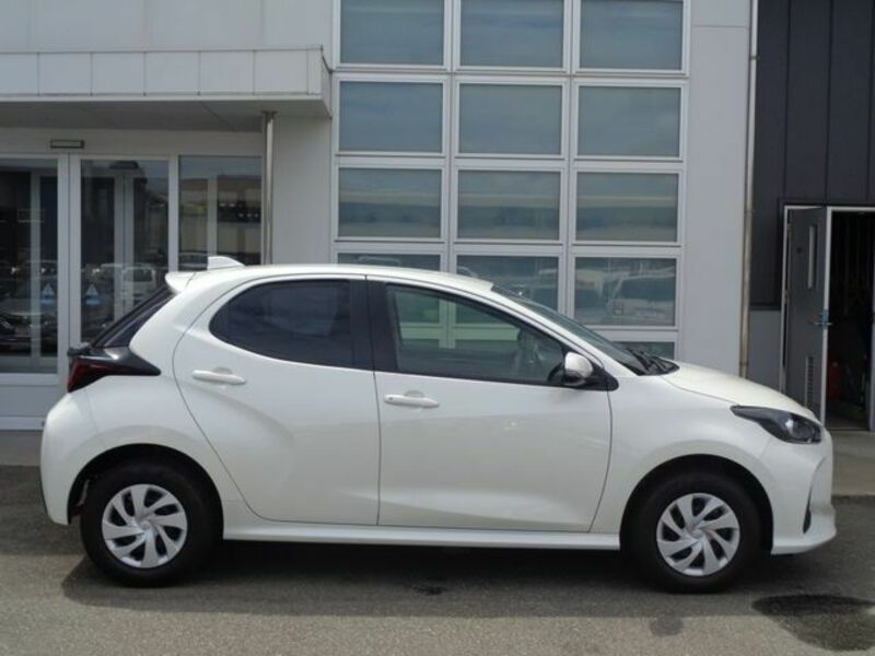 YARIS-25