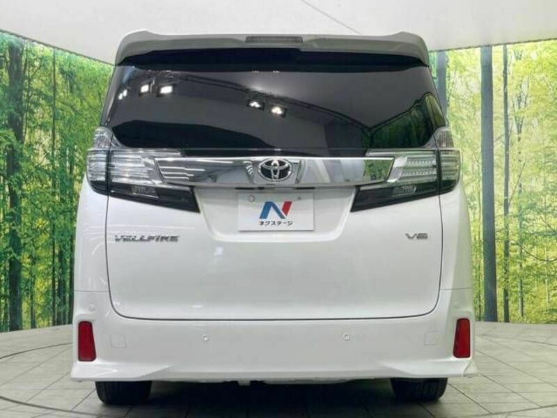 VELLFIRE-16