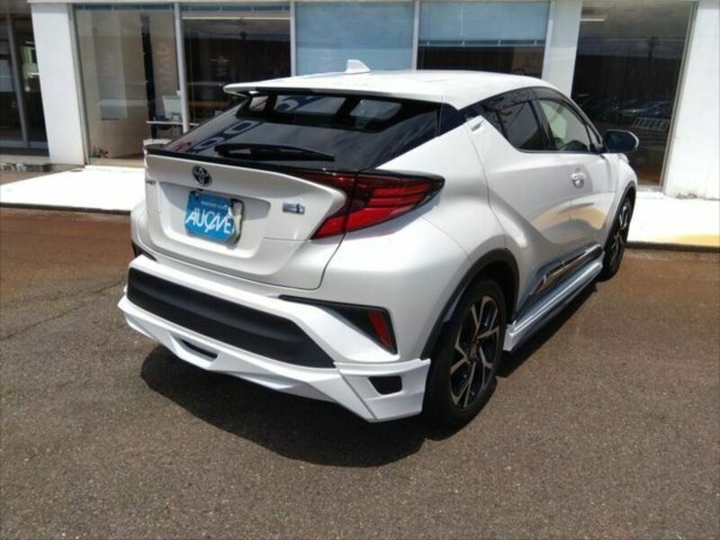 C-HR-2