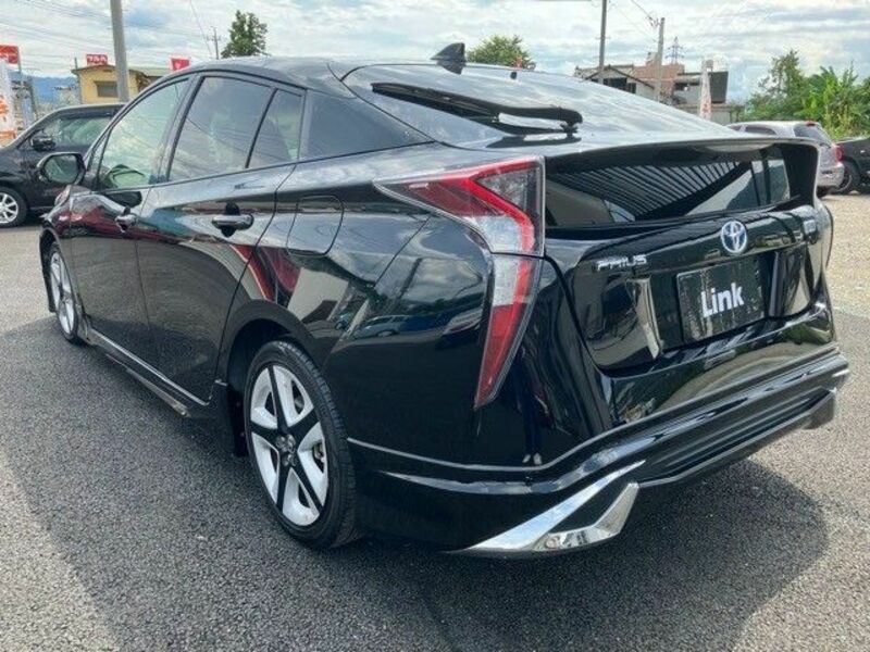 PRIUS-7