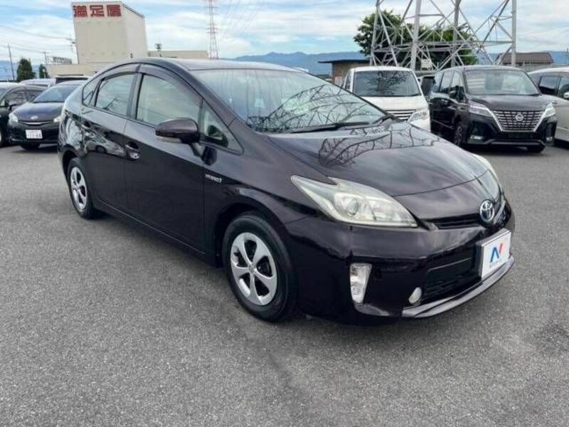 PRIUS-16