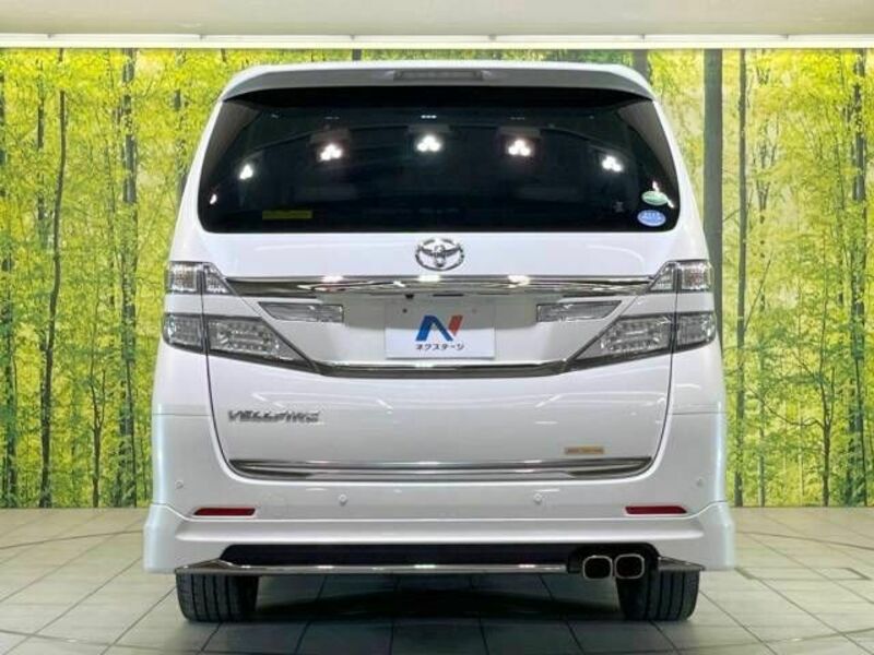 VELLFIRE-16