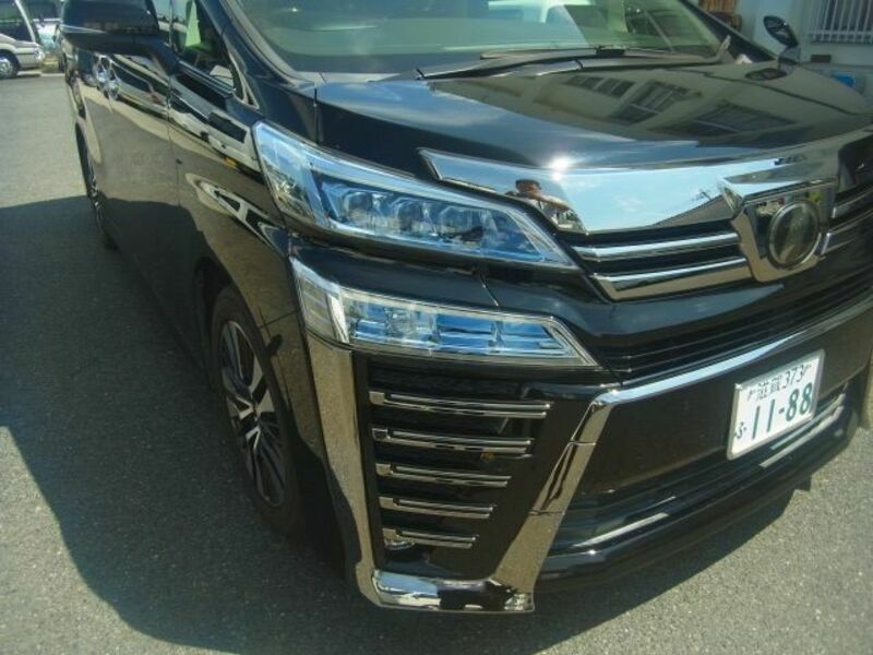 VELLFIRE-11