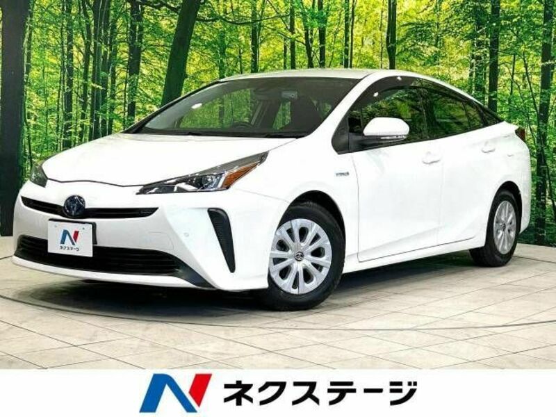 TOYOTA　PRIUS