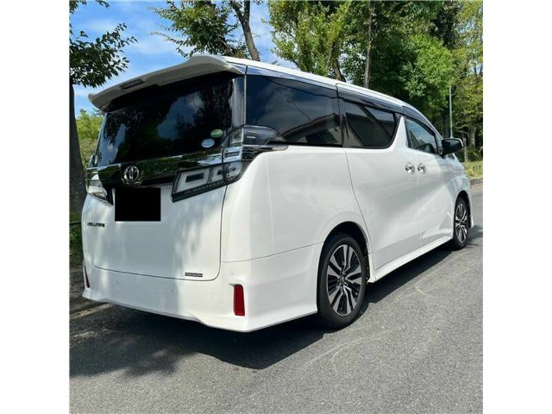 VELLFIRE-1