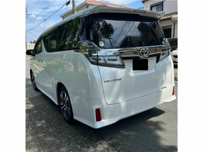 VELLFIRE-2