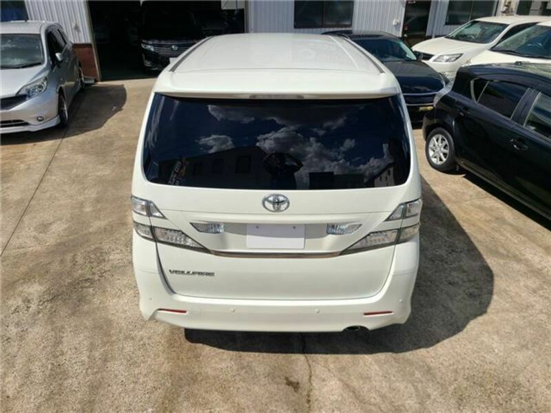 VELLFIRE-31