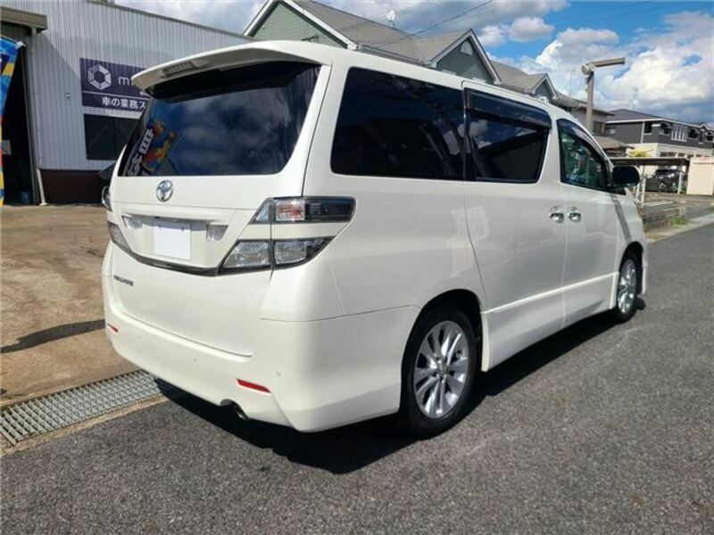 VELLFIRE-34