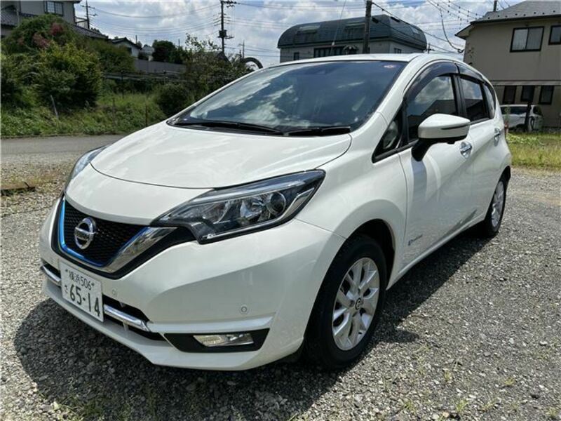 NISSAN　NOTE